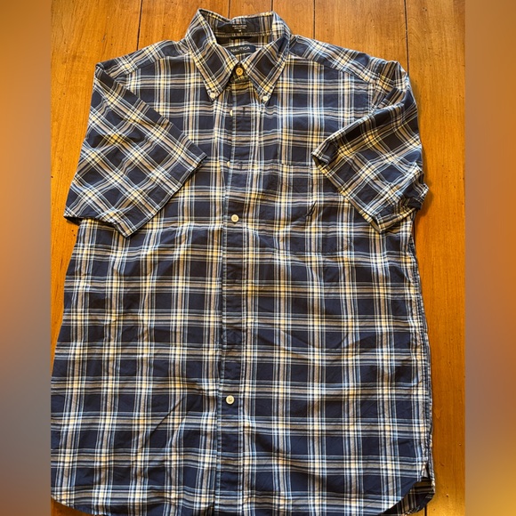 Men’s Nautical Plaid Short-Sleeve Button-Down Shirt - Navy Blue - Medium - EUC - Picture 2 of 4